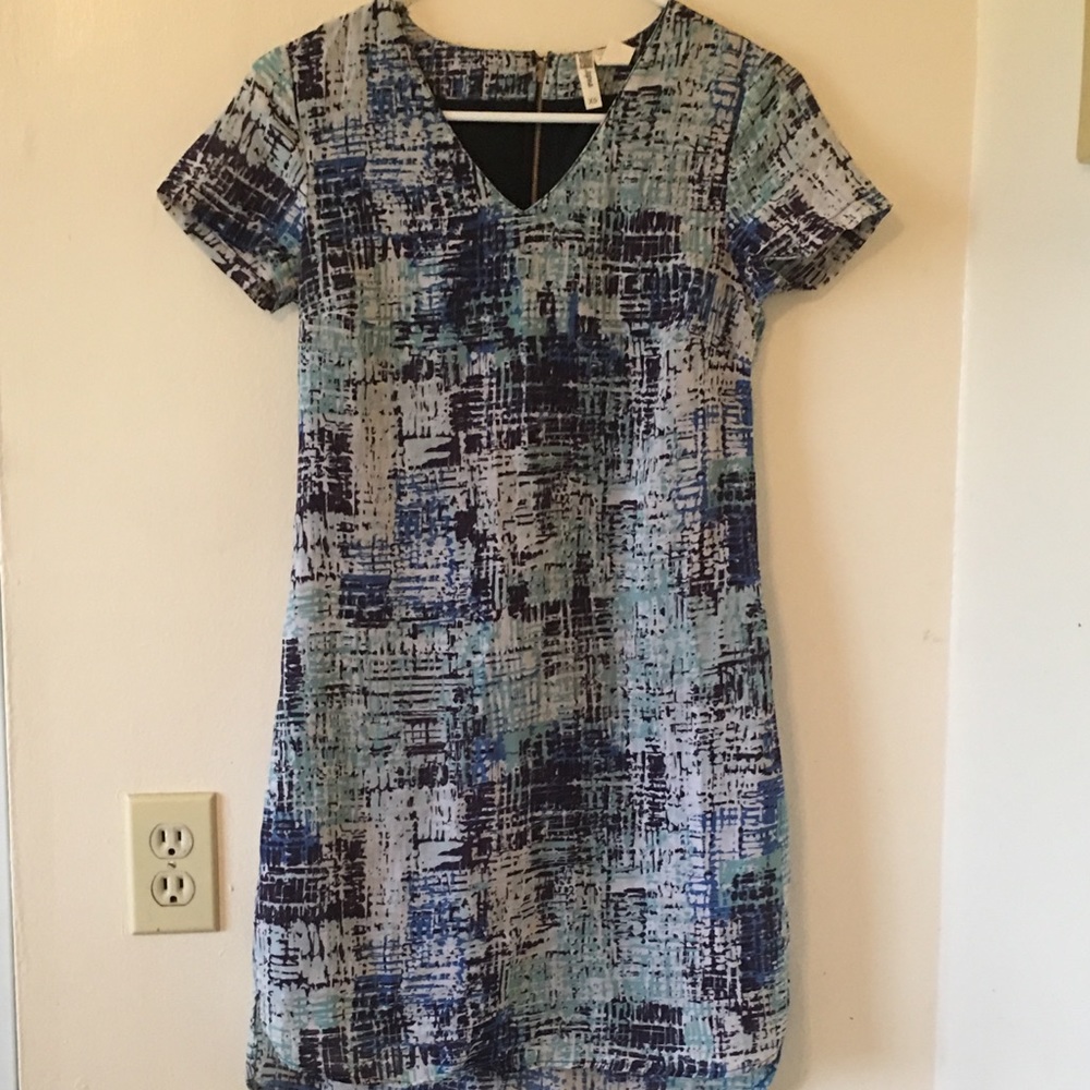 Japna | High-Low Dress - Picture 2 of 8